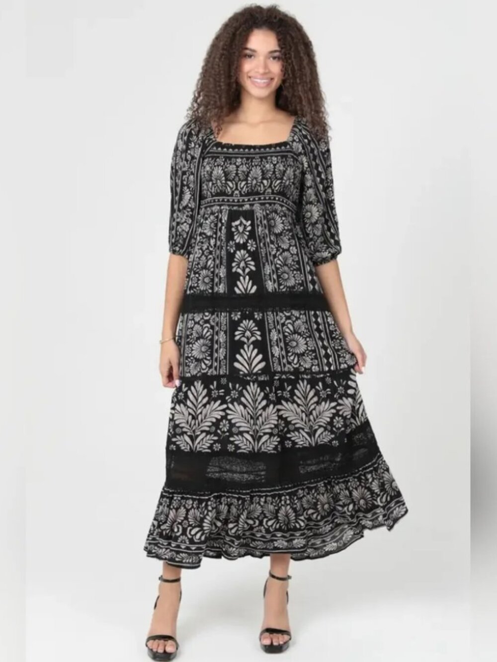 Angie Black and Cream Patterned Maxi Dress Medium